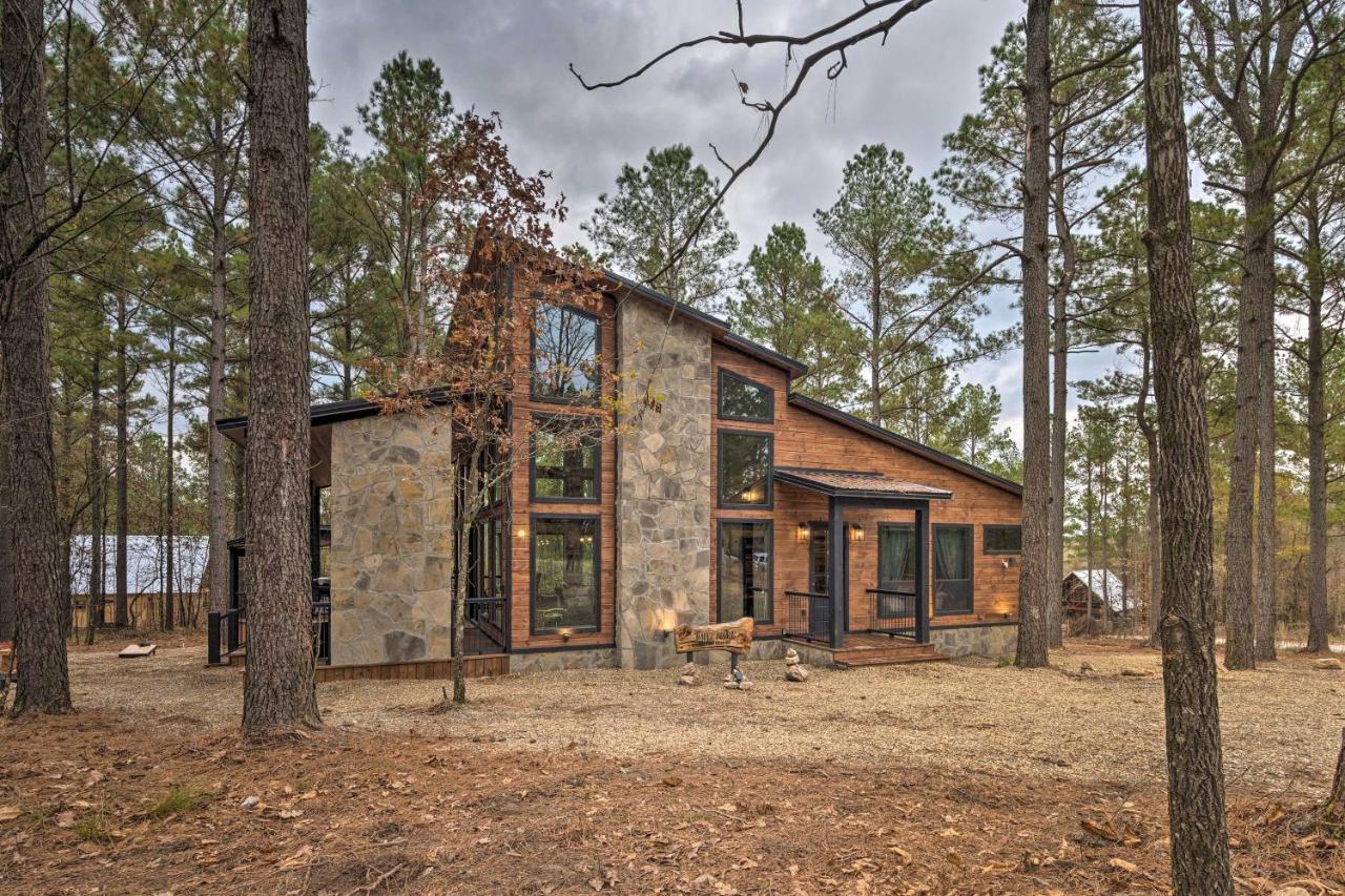 Luxury Cabin In The Woods With Hot Tub And Yard Games! Broken Bow Exteriér fotografie