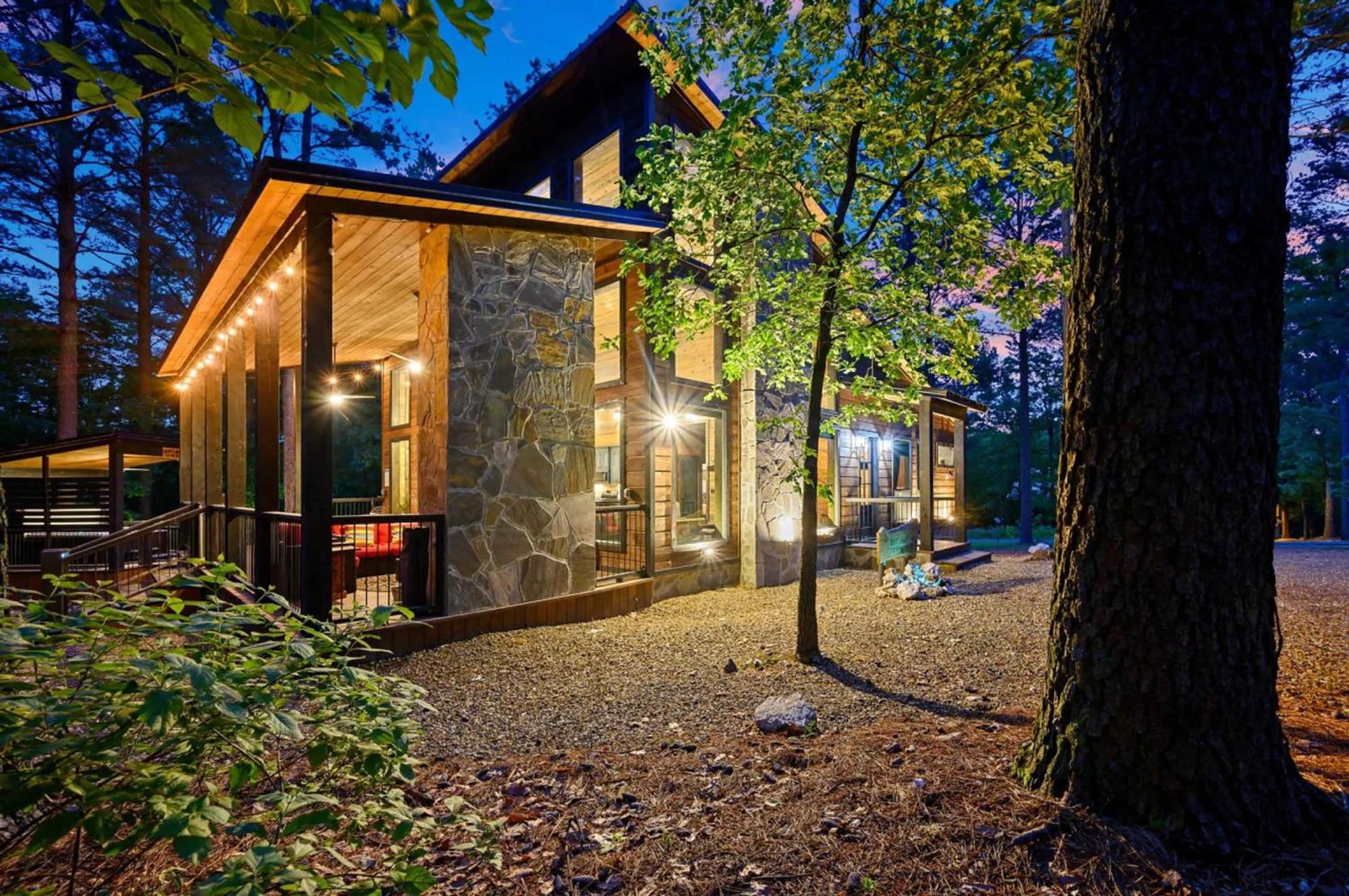 Luxury Cabin In The Woods With Hot Tub And Yard Games! Broken Bow Exteriér fotografie