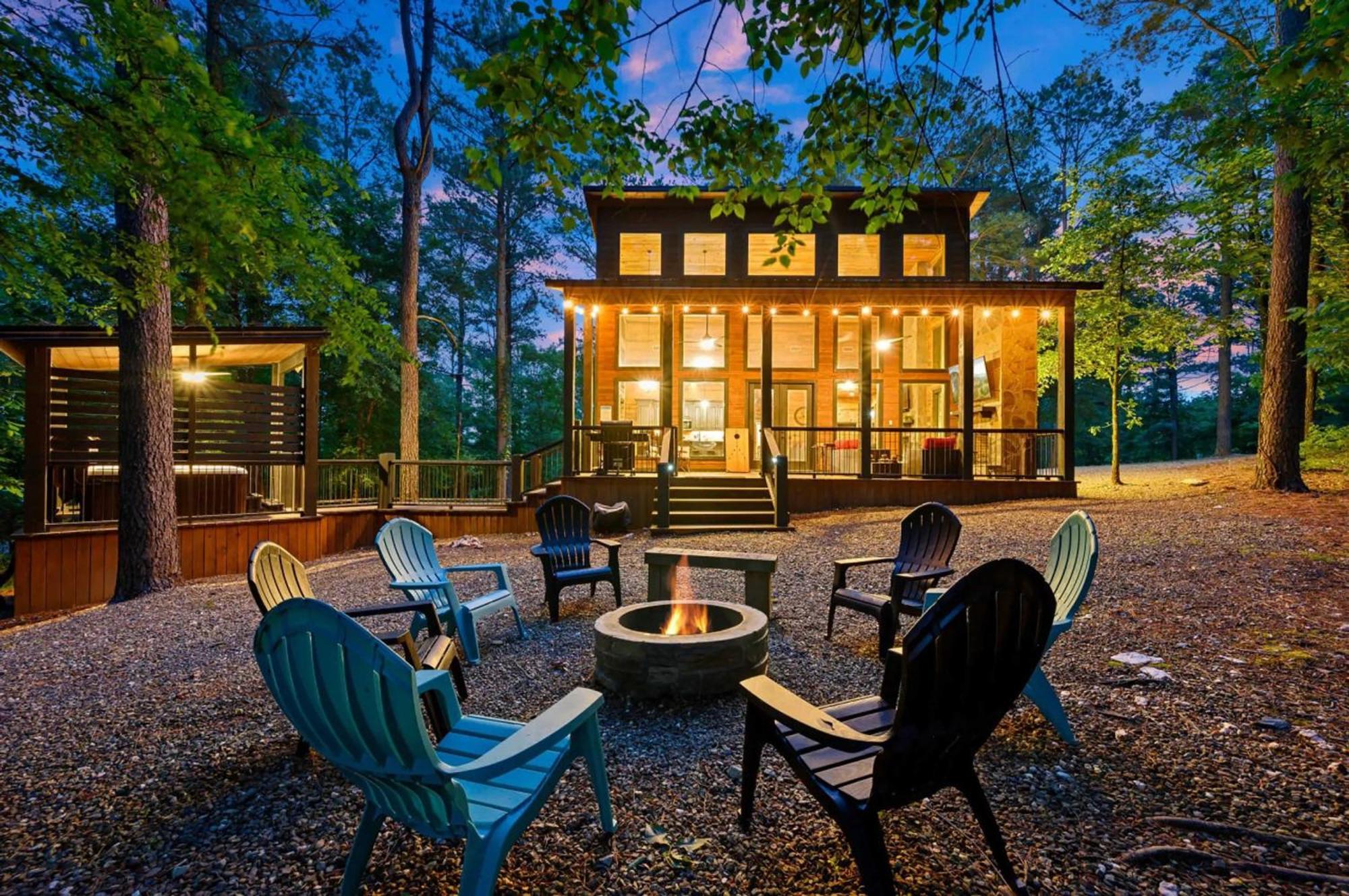 Luxury Cabin In The Woods With Hot Tub And Yard Games! Broken Bow Exteriér fotografie